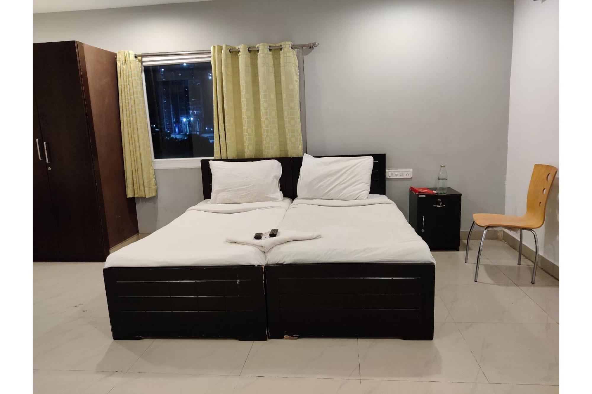 Collection O Jubilee Banjara Suites Hyderabad Exterior foto