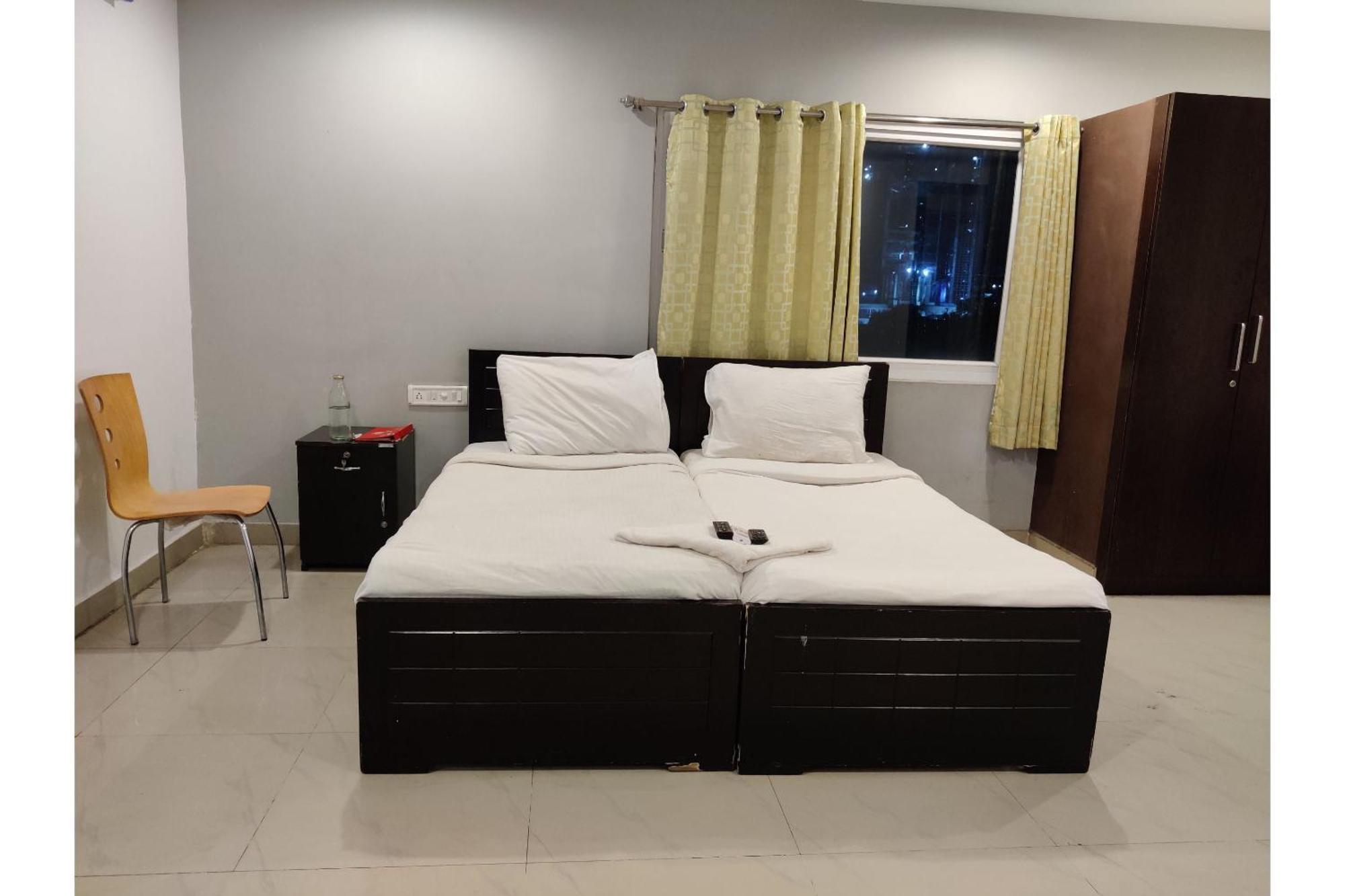 Collection O Jubilee Banjara Suites Hyderabad Exterior foto